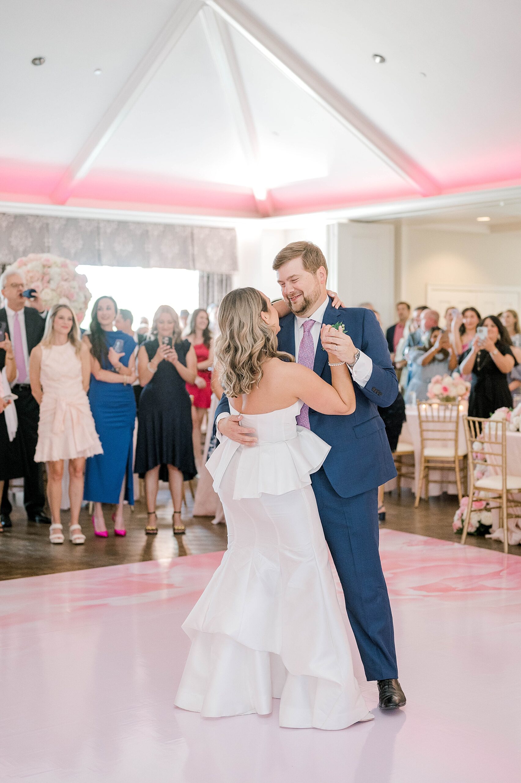 Bride and Groom first dance at Country Club of Little Rock